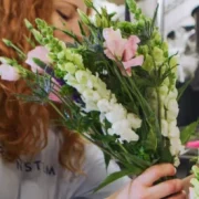About Us, Same and Next Day Flower Delivery, FlowersRussian